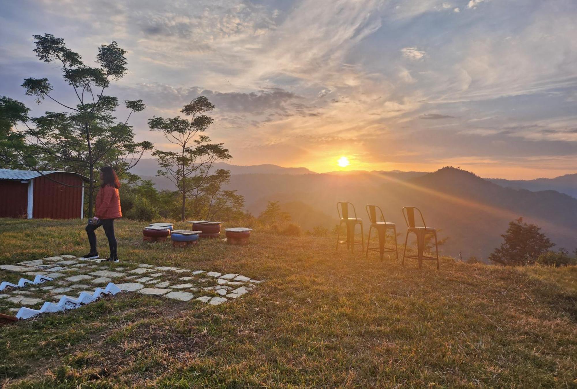 Lahermitage Resort Lansdowne Εξωτερικό φωτογραφία
